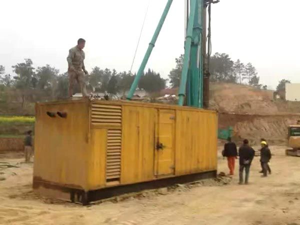 安国如何判断水冷式机油散热器密封件是否需要更换？