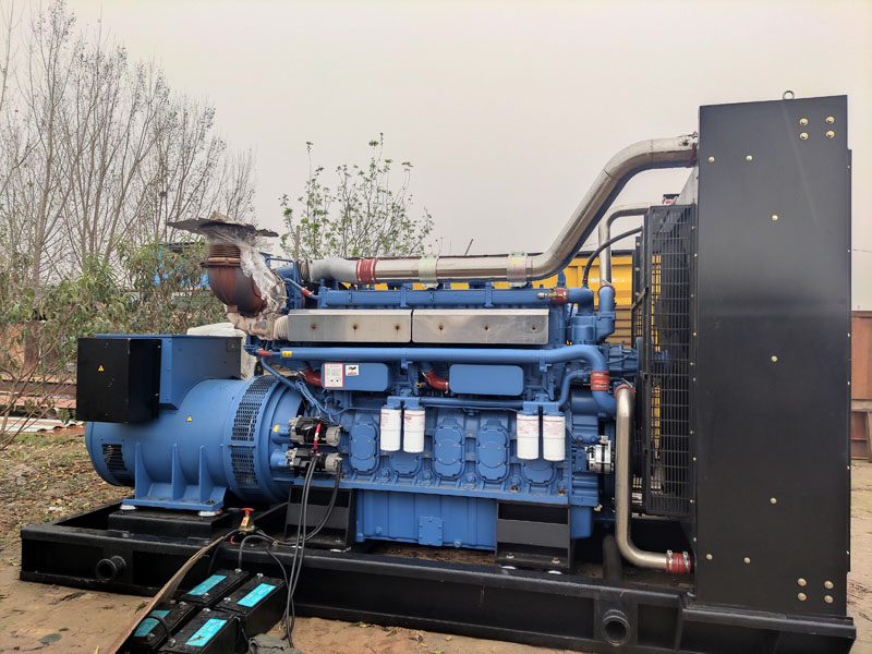 安国柴油发电机组更换机油时，应遵循哪些步骤？